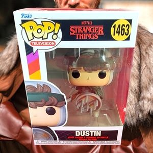Dustin funko # 1463 (nib)